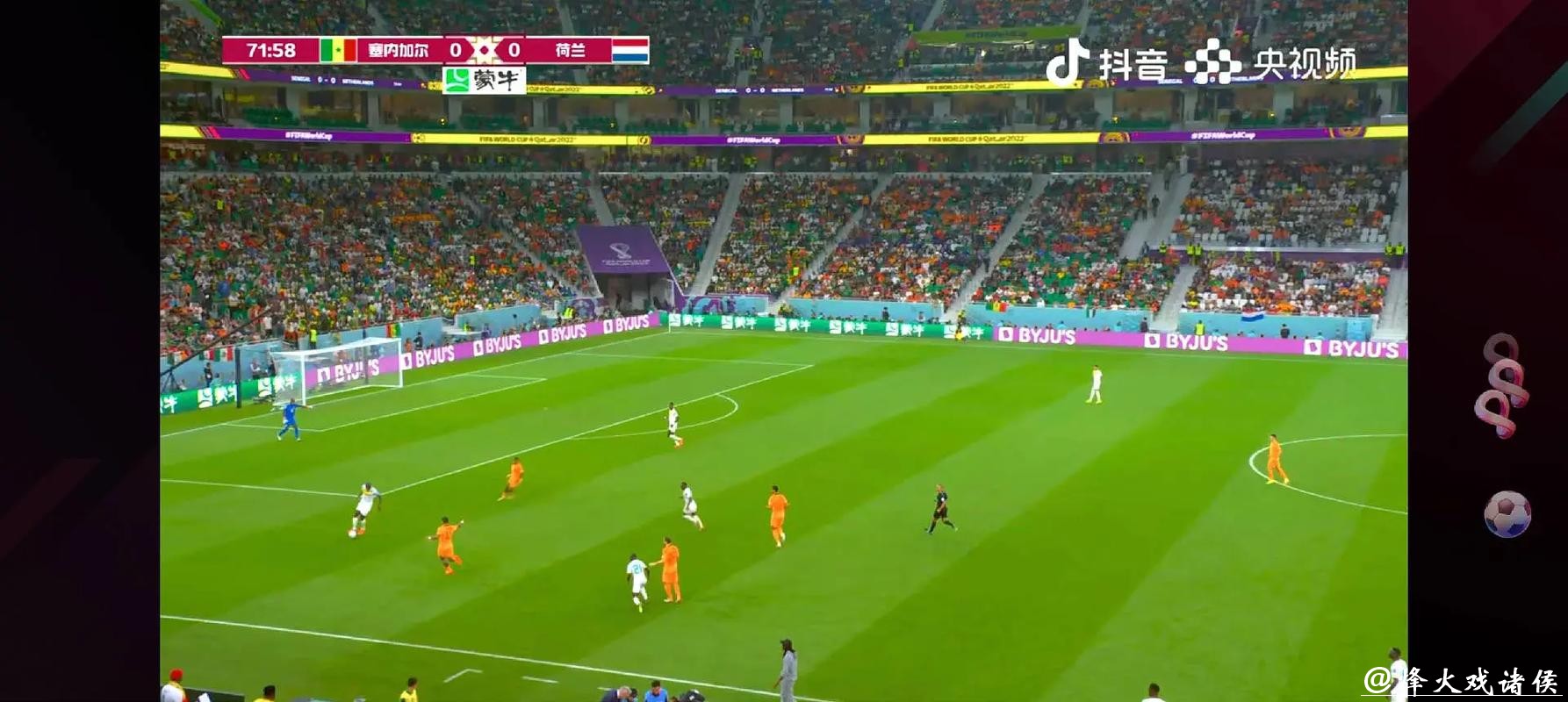 世界杯直播:球场内外精彩瞬间聚焦 世界杯直播:球场内外精彩瞬间聚焦